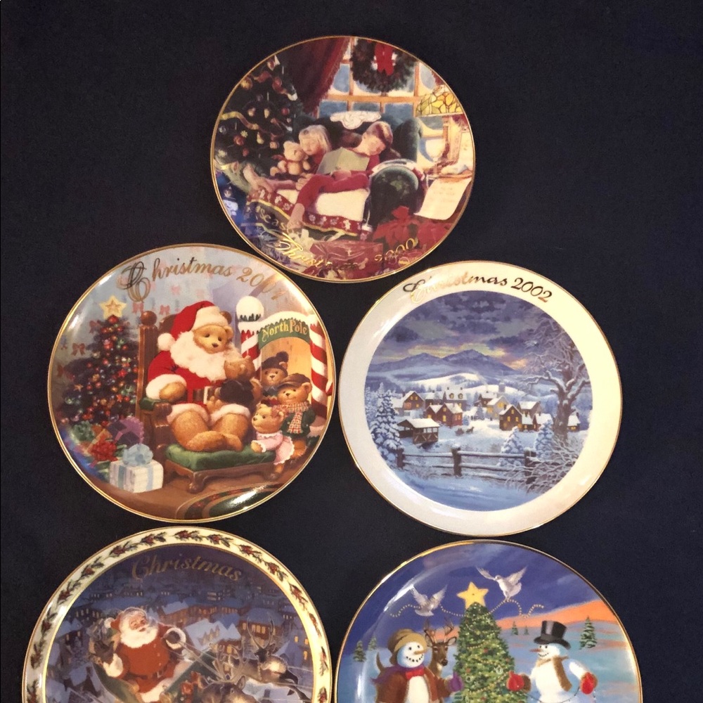 Avon Christmas Collectible Plates, (5)